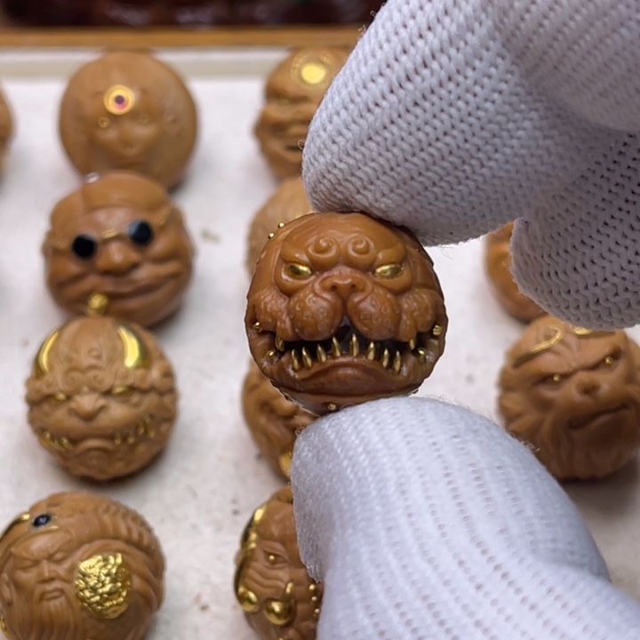 猴头核桃手串樂**圈恶霸