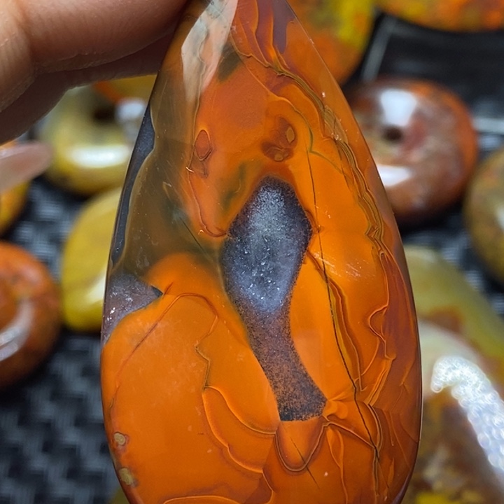 玛瑙/玉髓颈饰未镶嵌