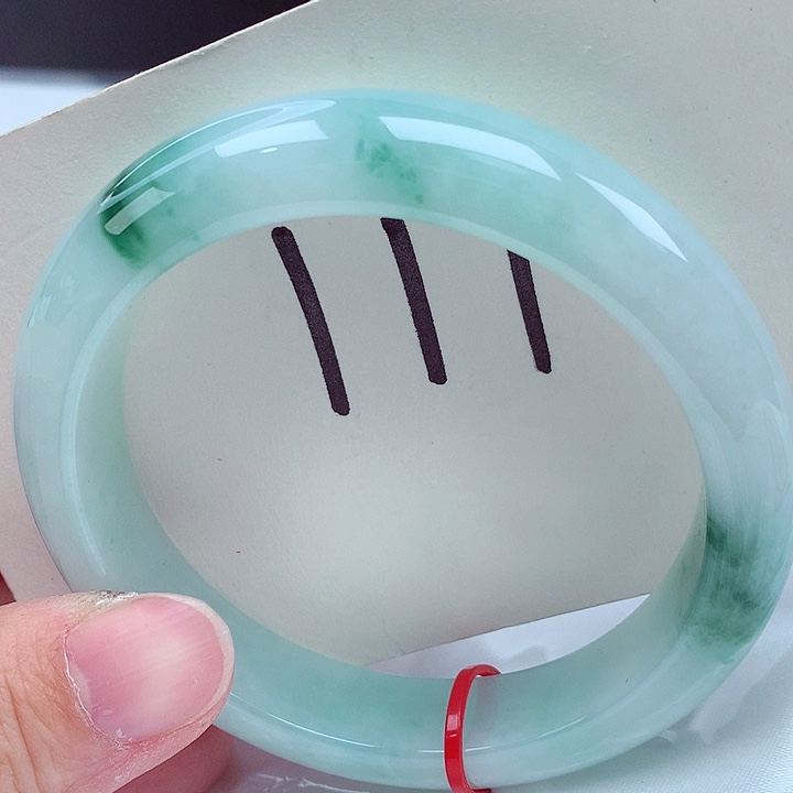 翡翠未镶嵌手镯翡翠