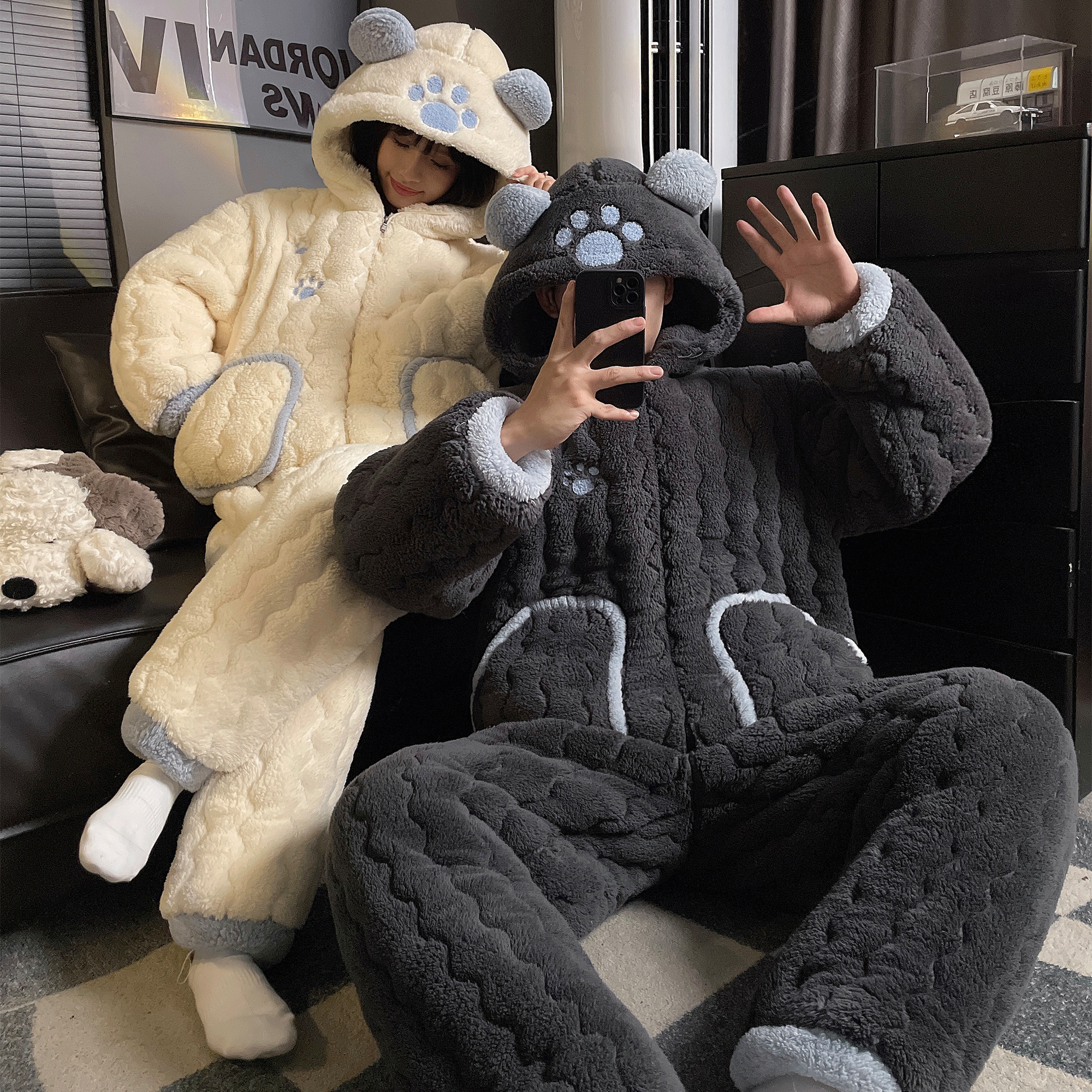 情侣睡衣女款三层夹棉秋冬季加厚加绒珊瑚绒高级感男生冬天家居服