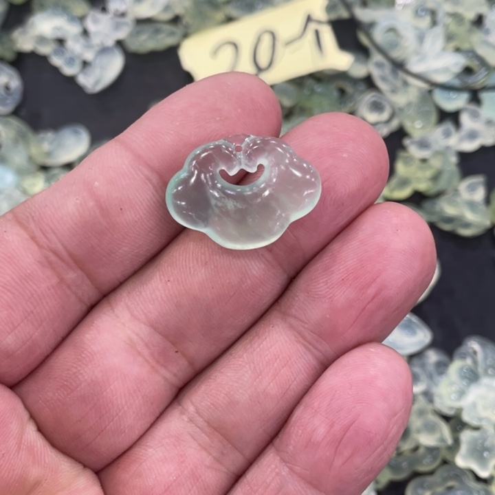 蛇纹石玉合金颈饰