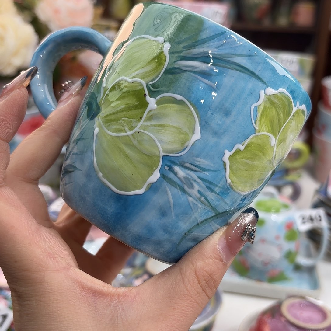 瓷片在这部影片当中扮演角色形象并