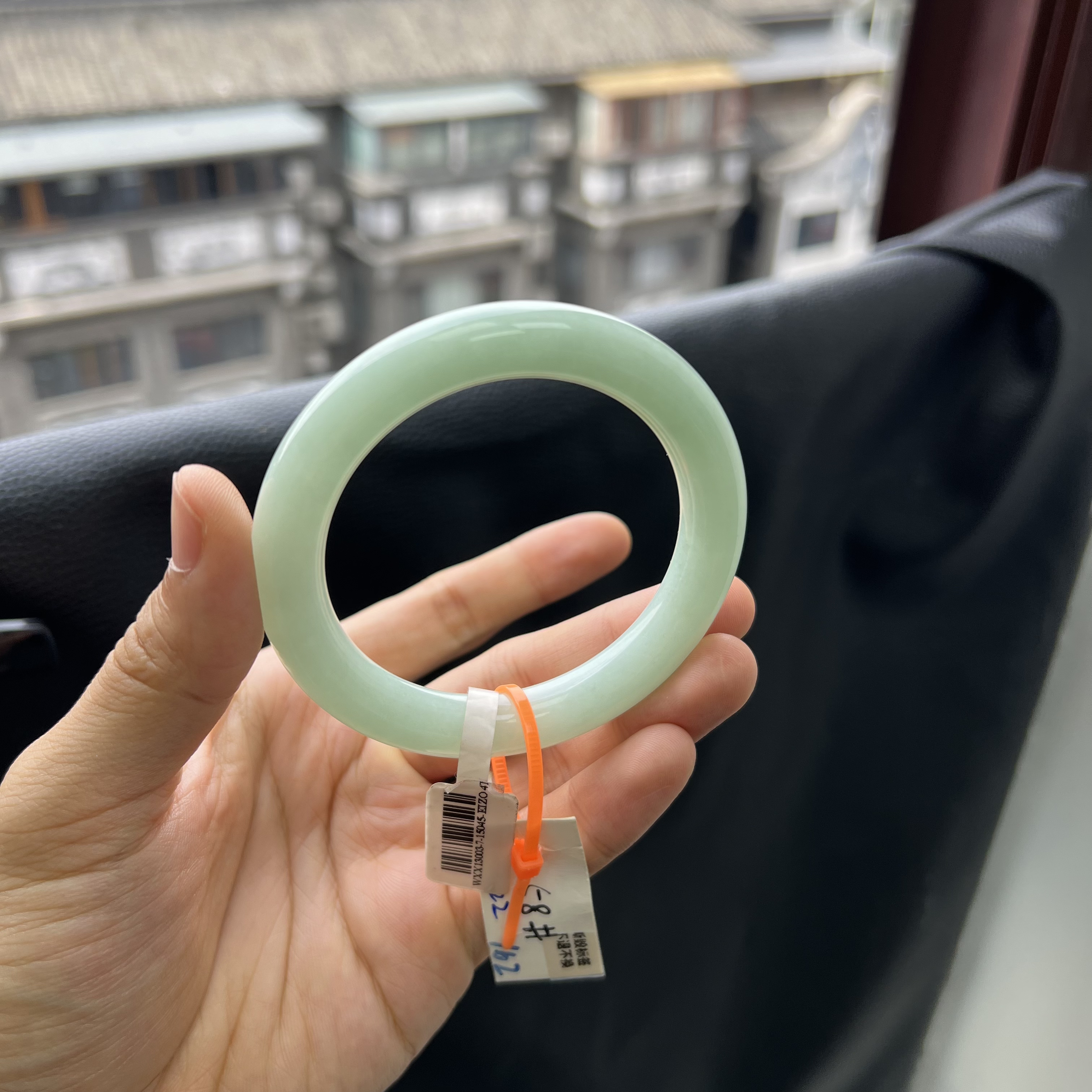 细糯化满绿葡萄肉翡翠手镯58圆条A122