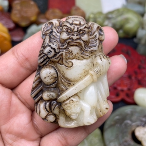 蛇纹石玉颈饰未镶嵌13