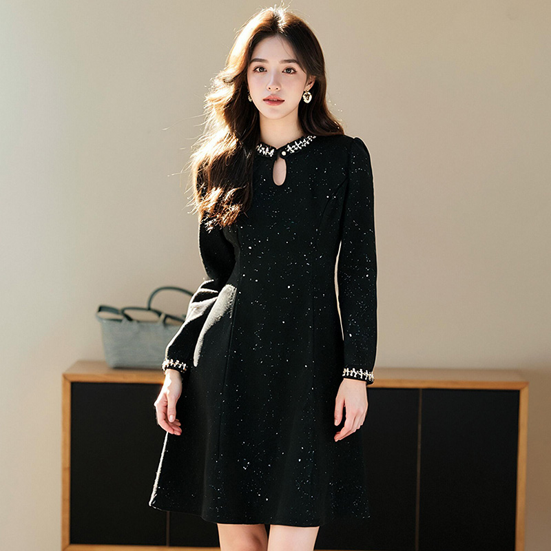 奢姿2025年秋季新款大码女装亮片拼接裙子胖妹妹加绒钉珠连衣裙