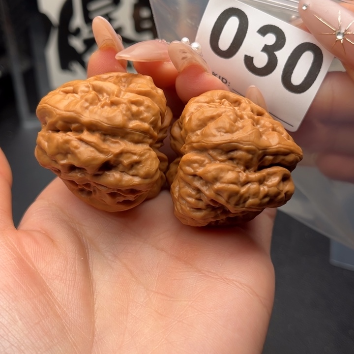 吊坠文玩核桃吉*蛤蟆