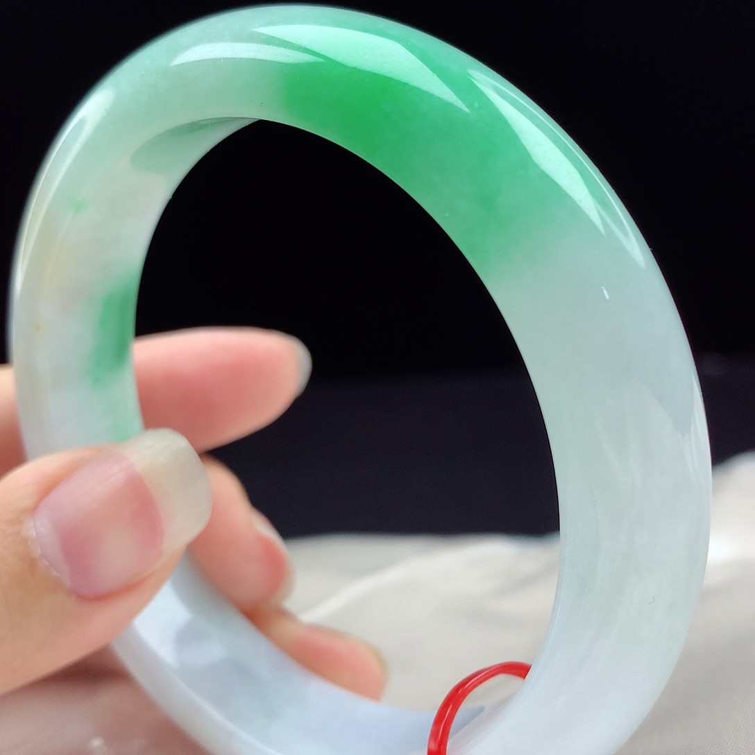 未镶嵌手镯翡翠96793，