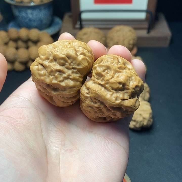 蛤蟆文玩核桃手把件41