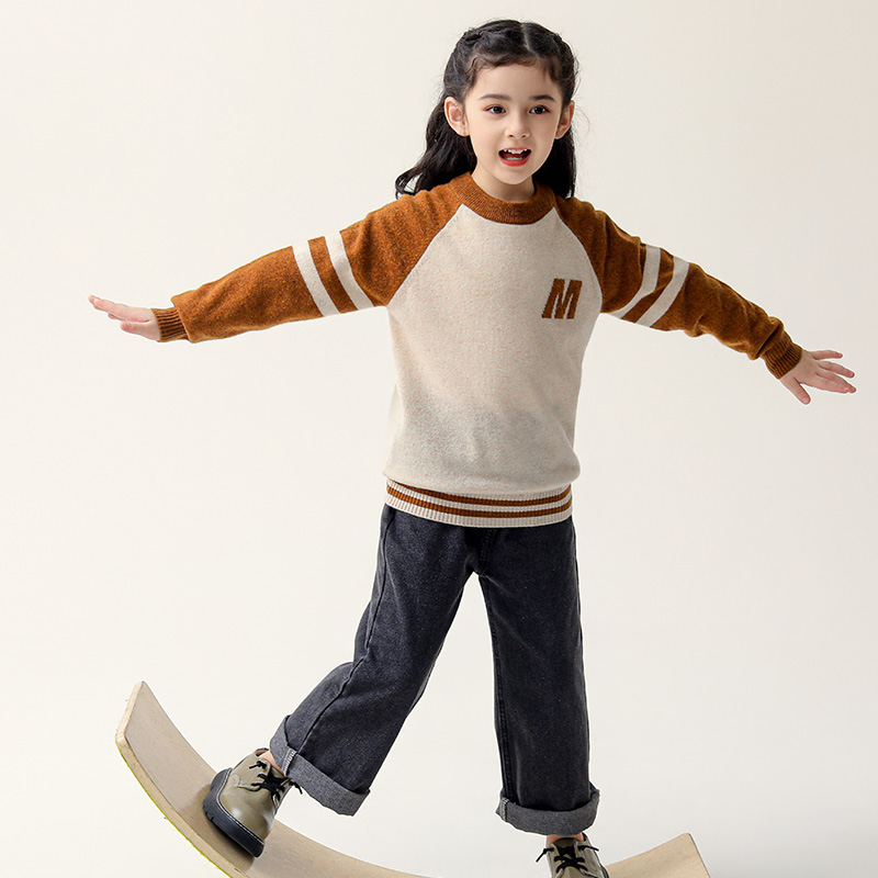新款儿童100%纯羊毛衫秋冬男童套头拼色M字母拼色袖子女童打底衫