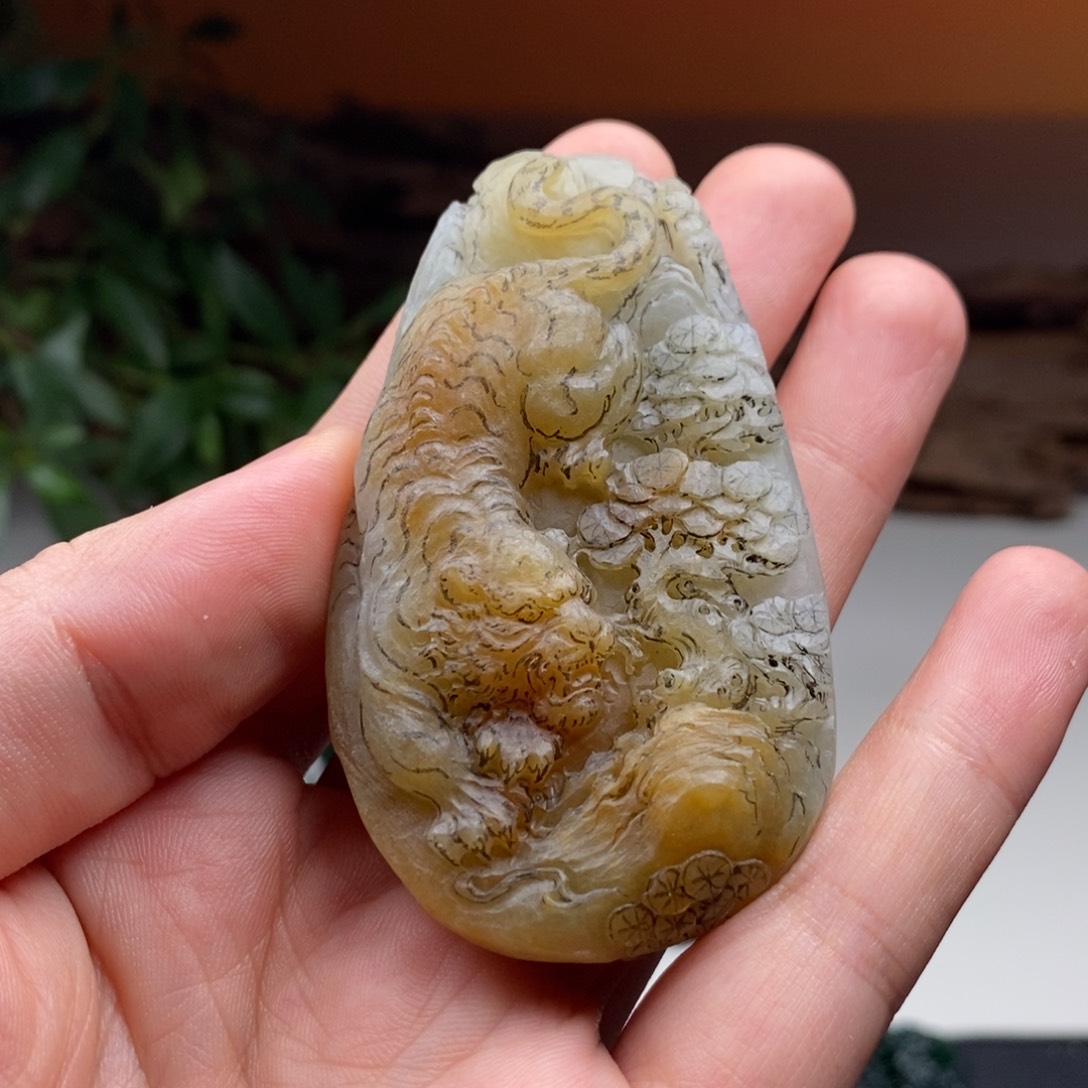 定制翡翠未镶嵌清**月