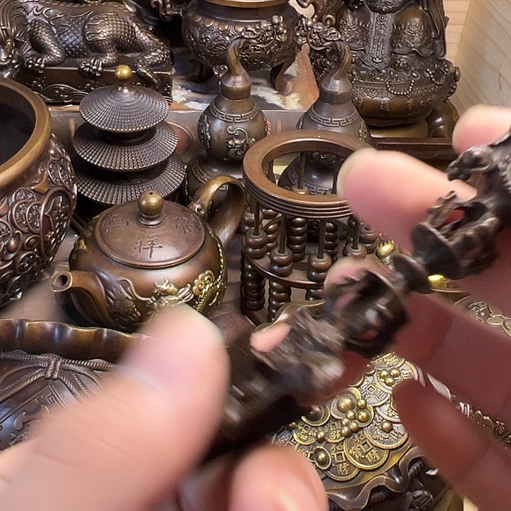 精美铜器，点击下单