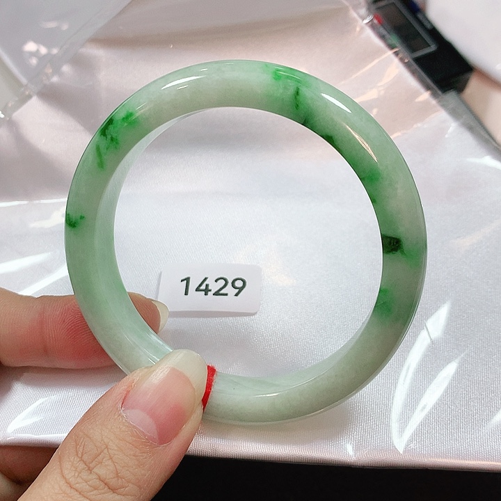 翡翠手镯未镶嵌壮*天然翡翠手镯57.6