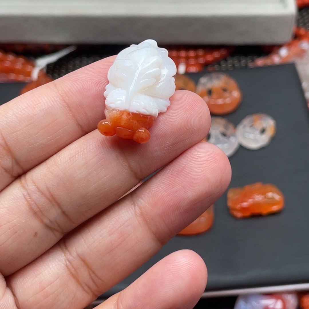 南红玛瑙未镶嵌鸿运当头锦鲤鱼