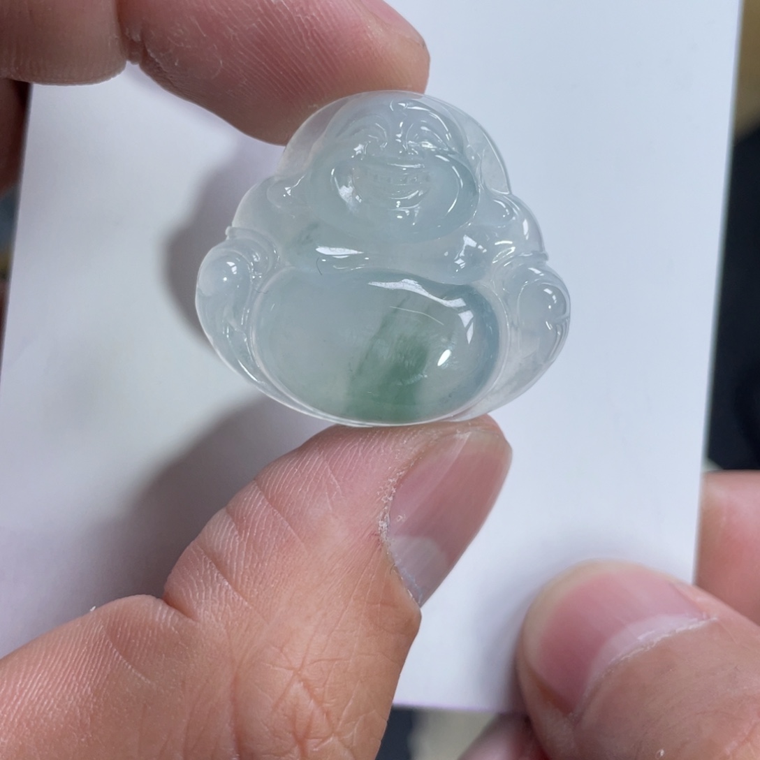 翡翠颈饰未镶嵌64757768686778