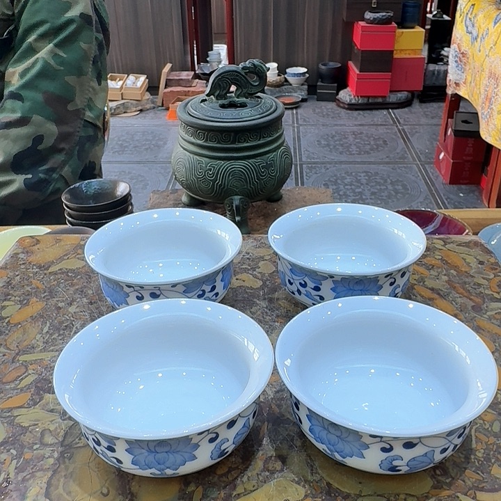 品茗杯四个一组。。。品茗