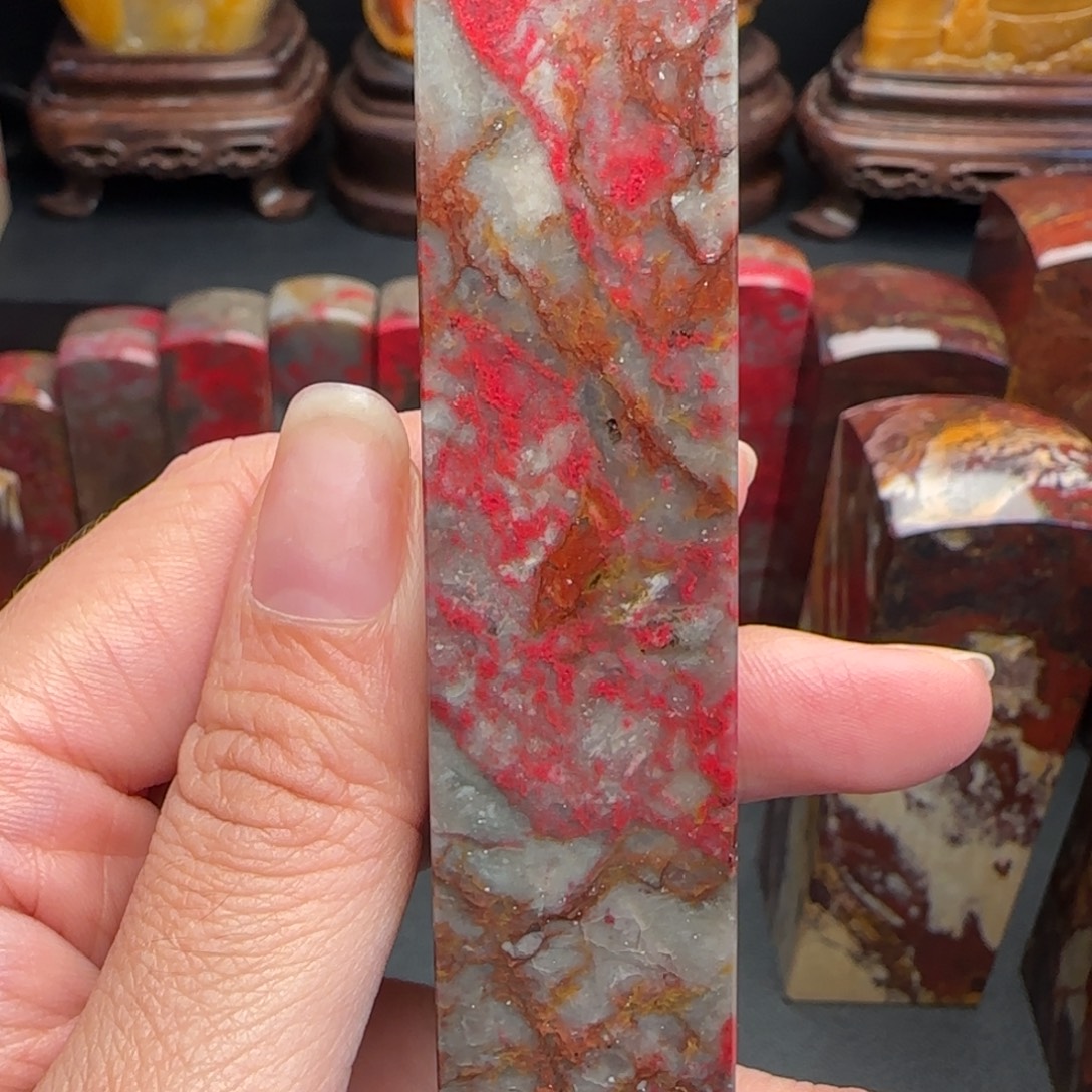 昌化石昌化鸡血石