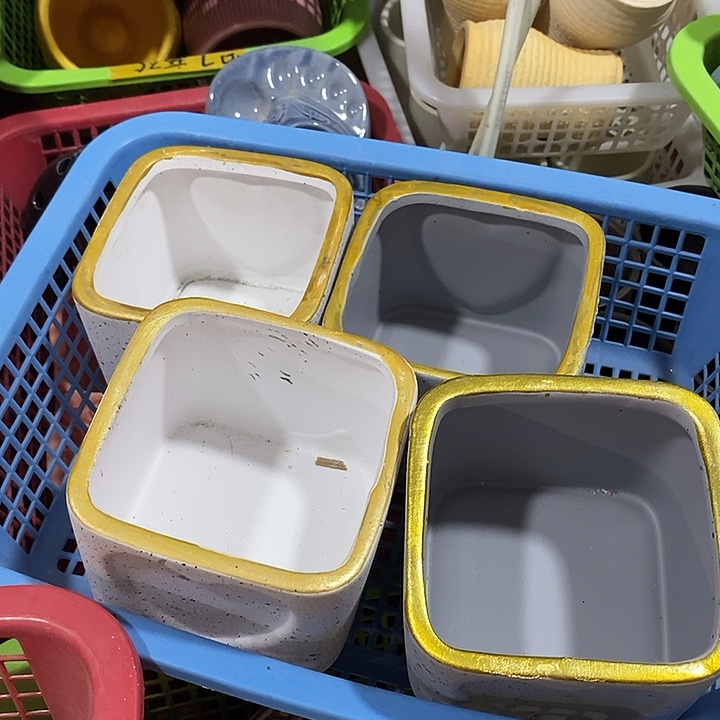 陶盆有孔 瑕疵针孔漏釉介意勿拍外口 9外高8