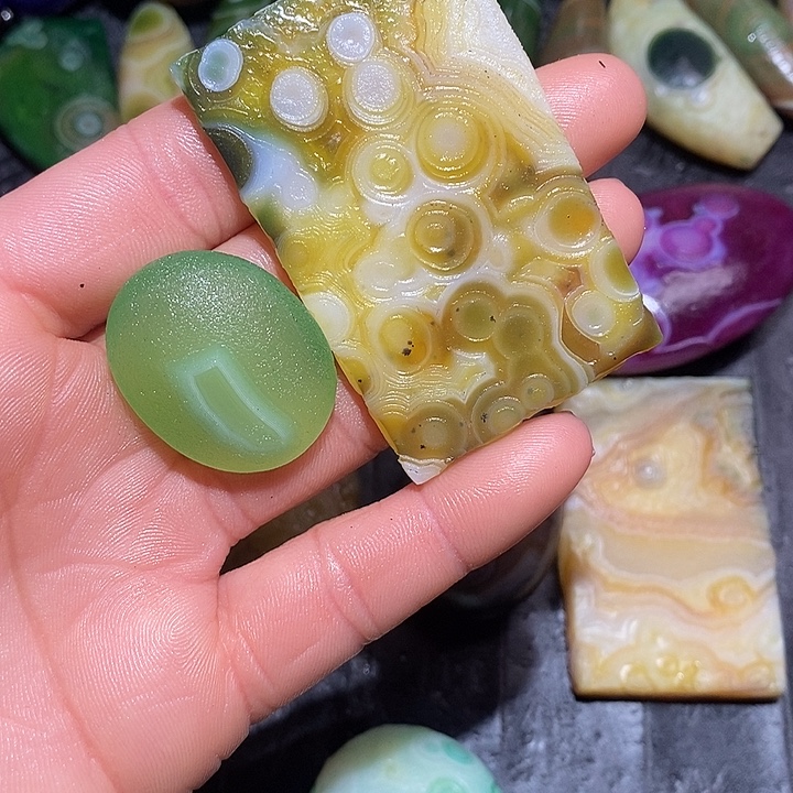 普***甫玛瑙/玉髓合金颈饰