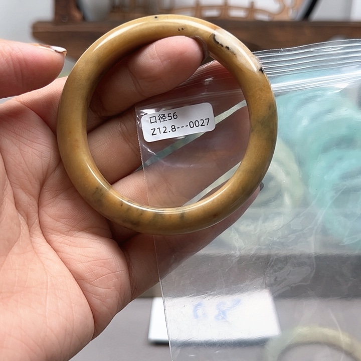 合金蛇纹石玉手镯