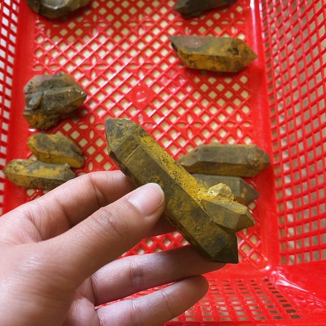 H***维珠宝半成品未镶嵌水晶