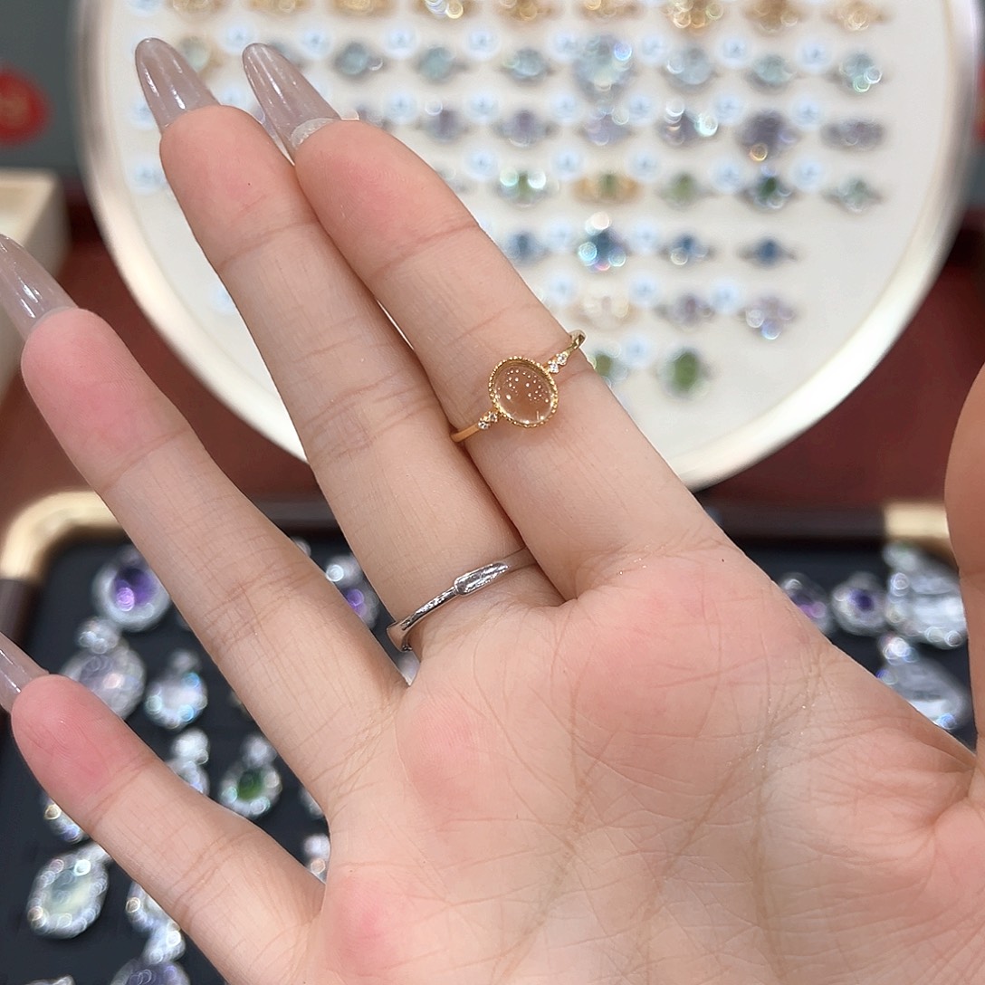猪***姐戒指银S925镶嵌黄晶
