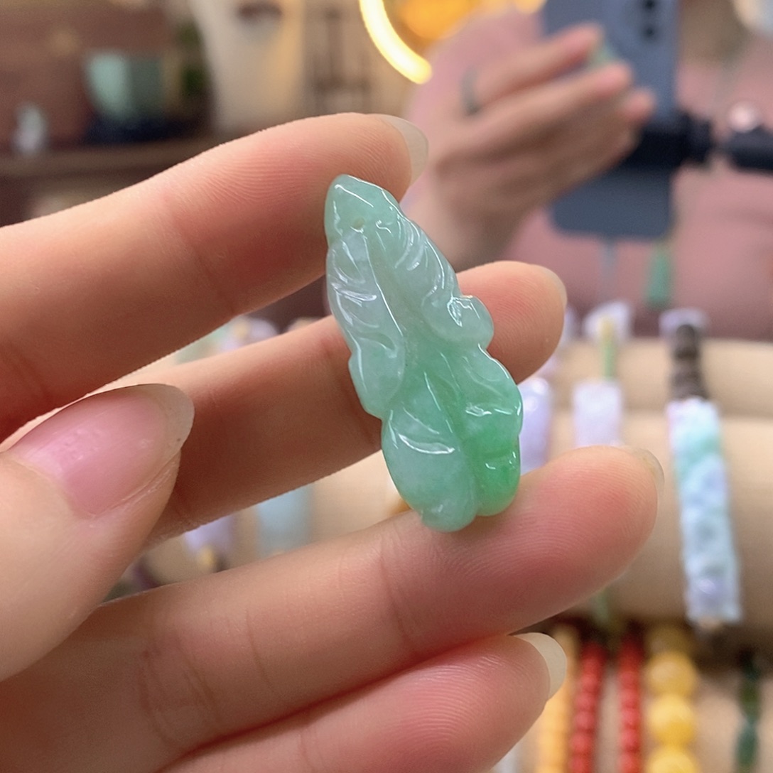 翡翠未镶嵌挂件翡翠挂件