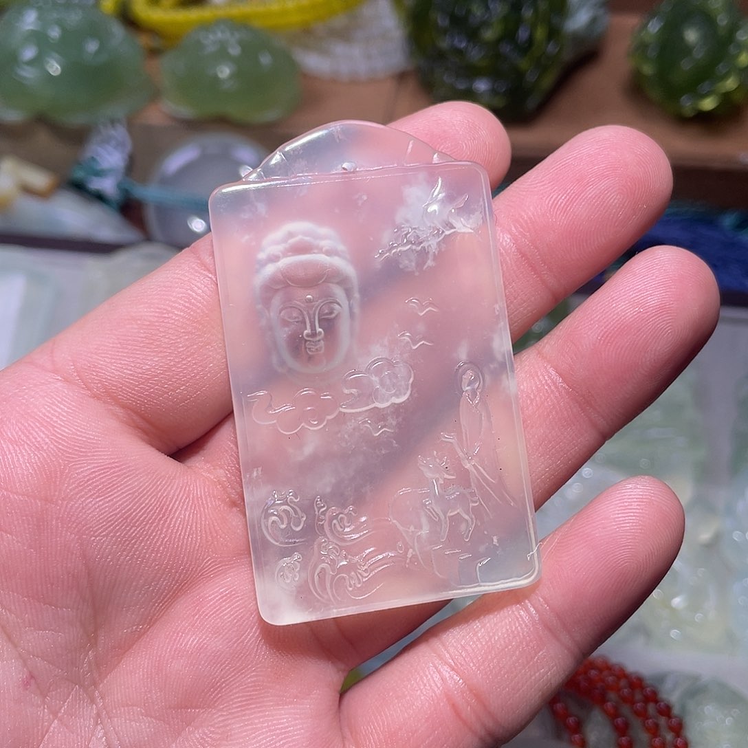 未镶嵌蛇纹石玉珠宝奇石