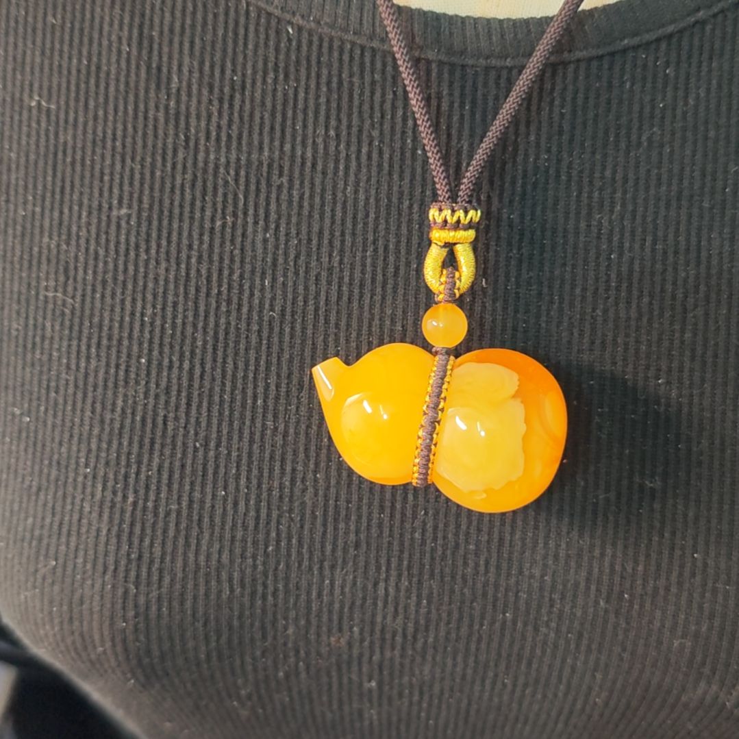 蜜蜡吊坠(赠链)未镶嵌