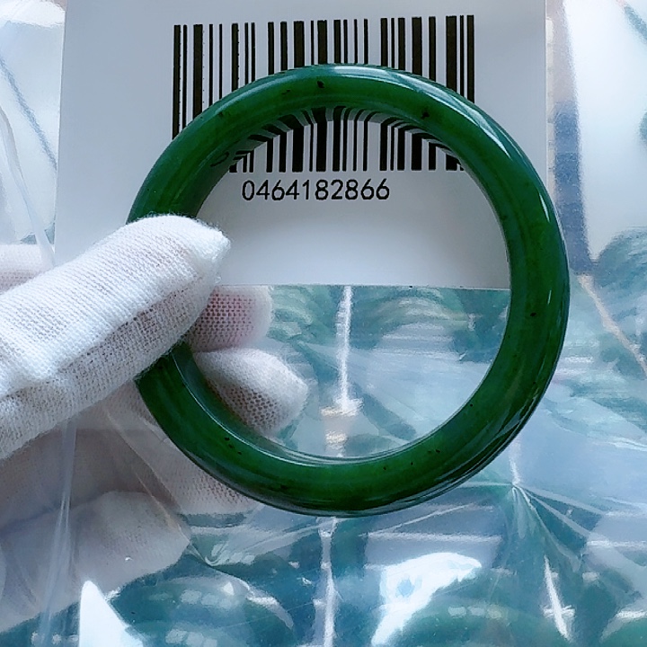 和田玉（碧玉）手镯未镶嵌52