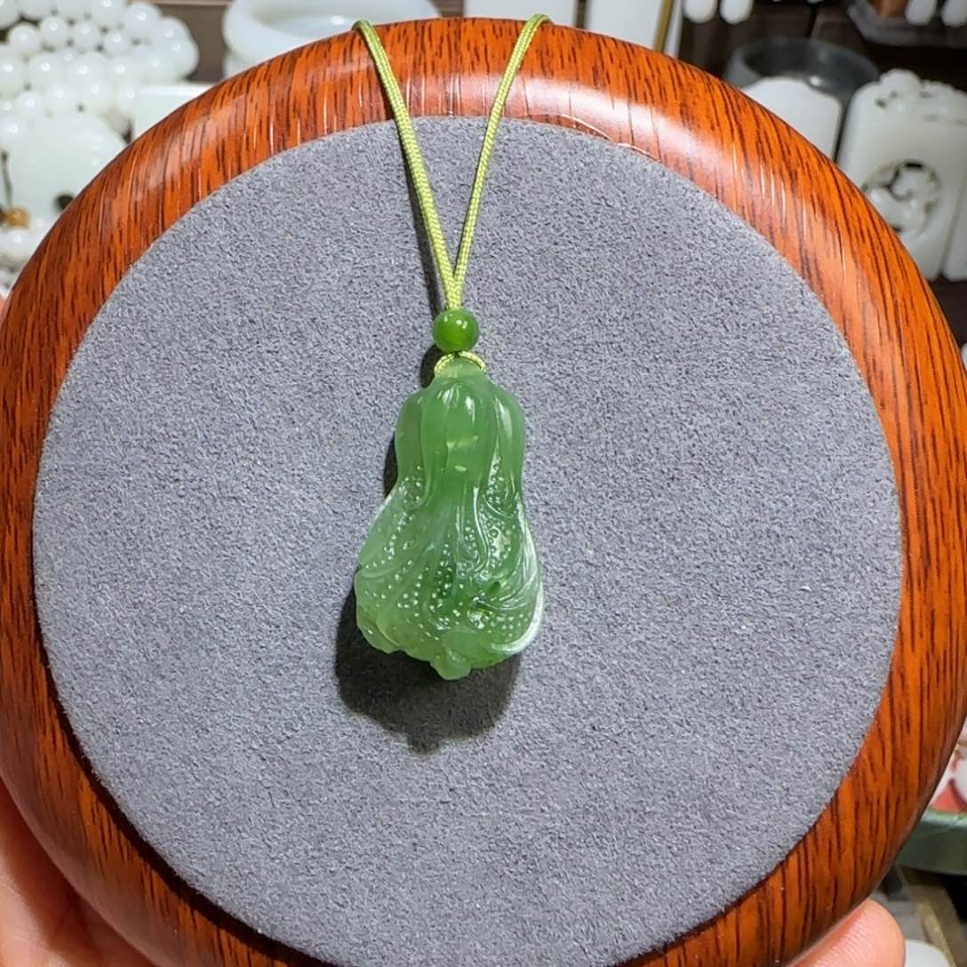 和田玉（碧玉）颈饰未镶嵌