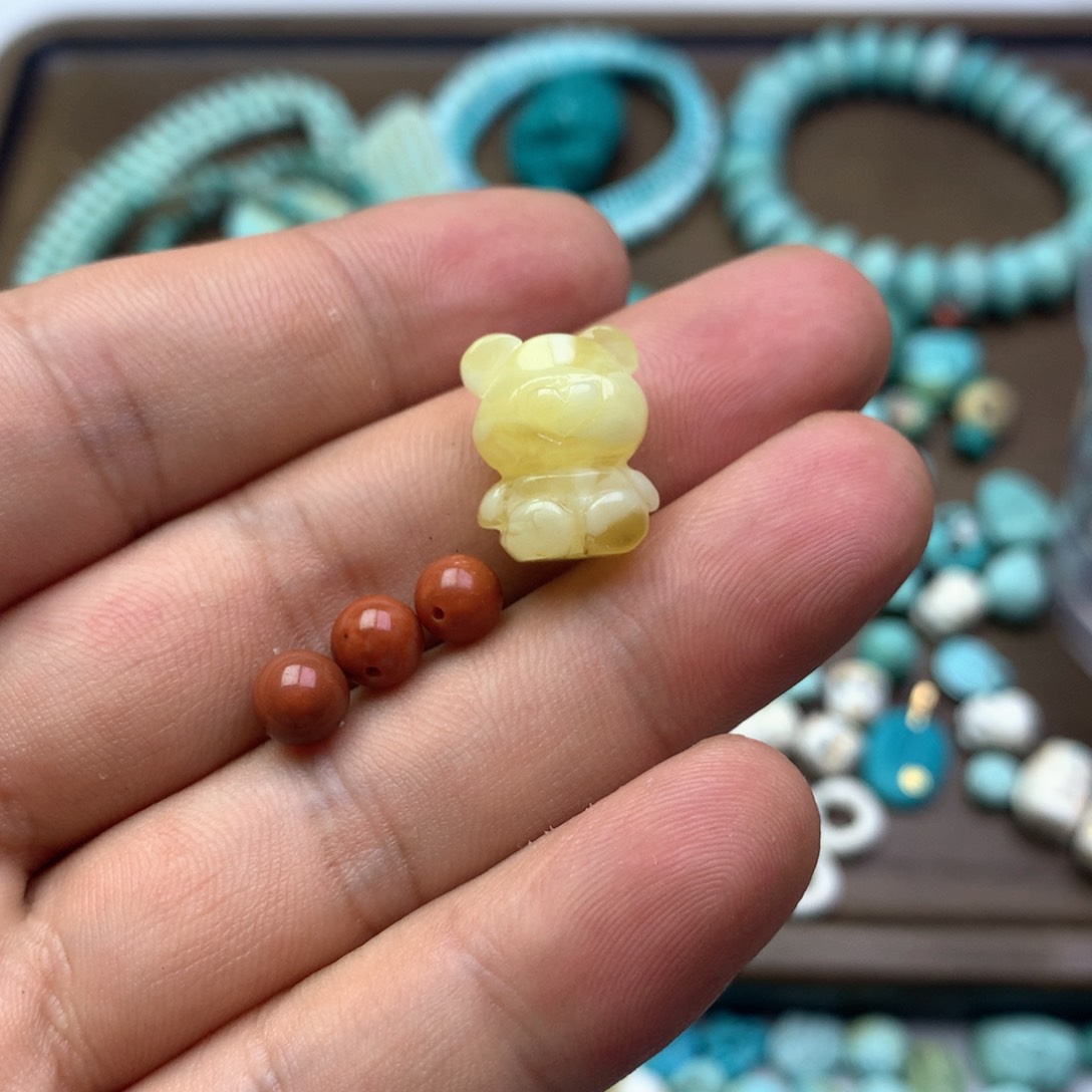 南红玛瑙雕刻未镶嵌