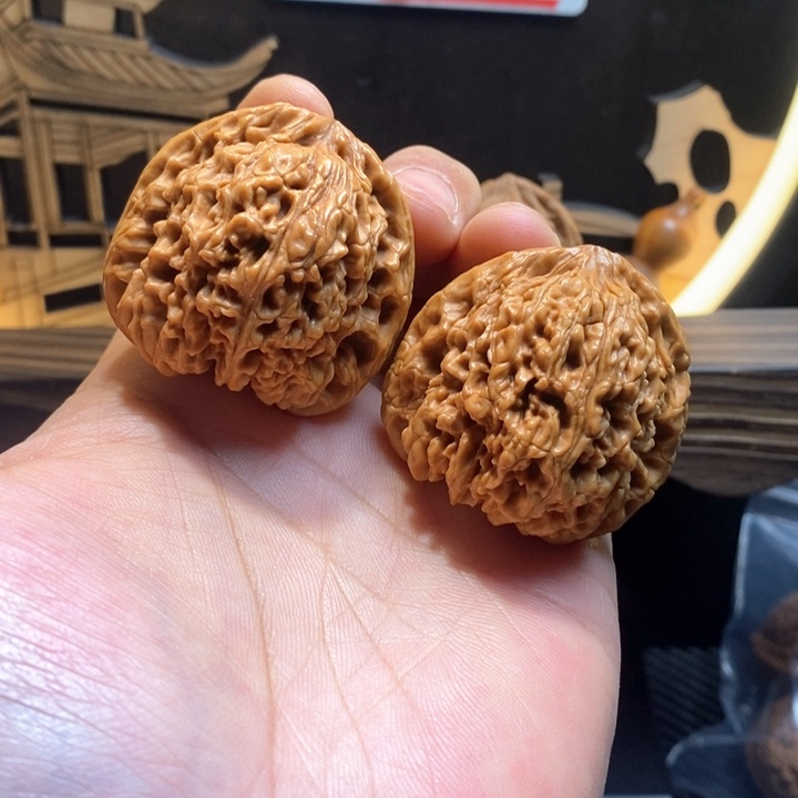 文玩核桃把件牧*44姜黄皮大团