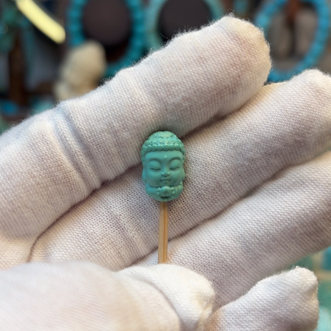 绿松石配饰未镶嵌