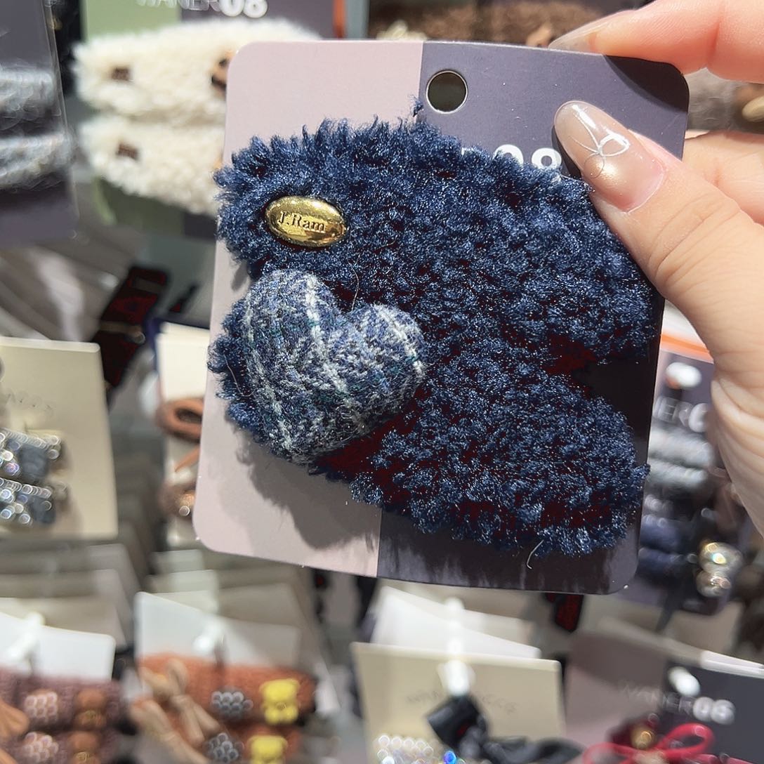 非金属爱心深蓝色毛毛掰掰