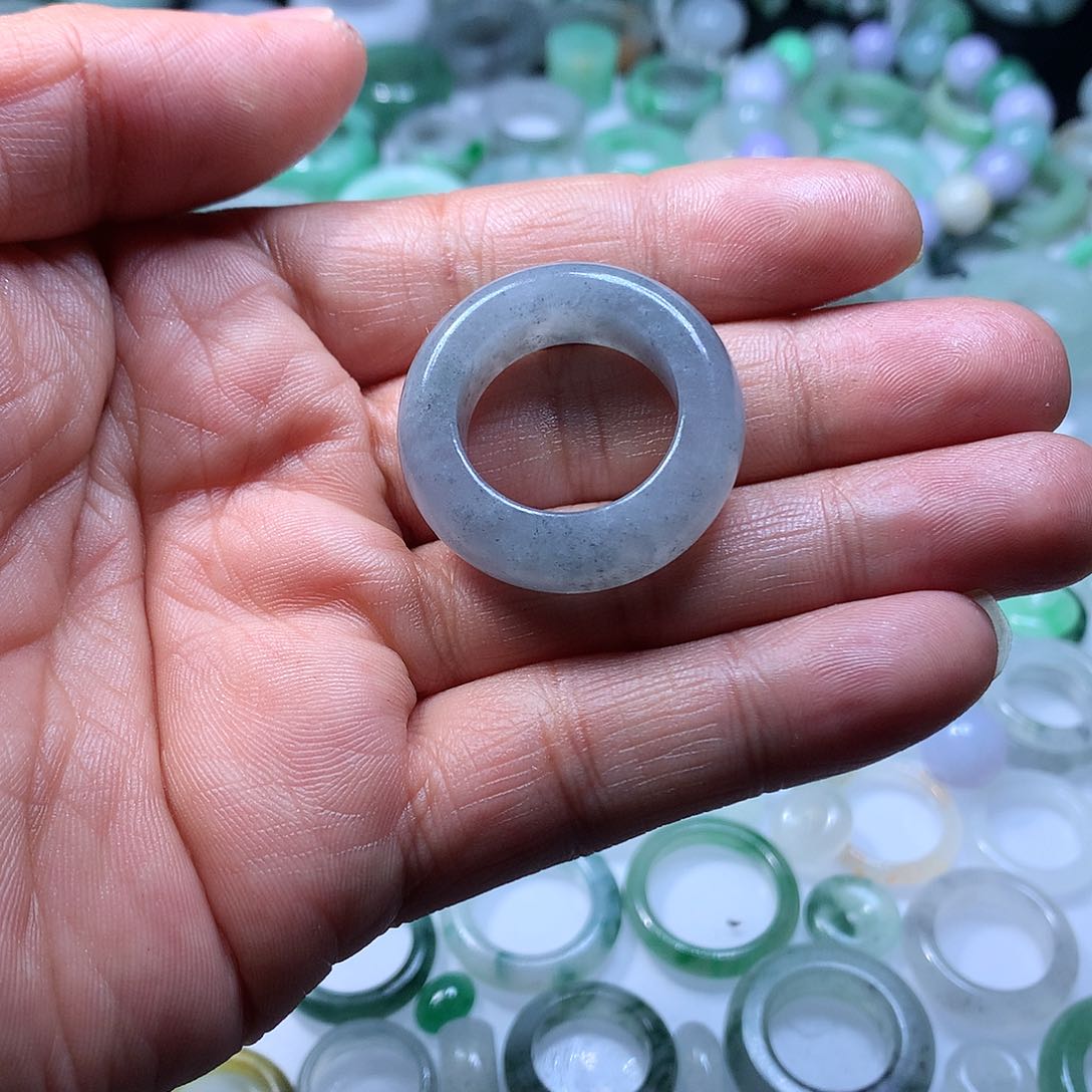 定制翡翠未镶嵌彩*南