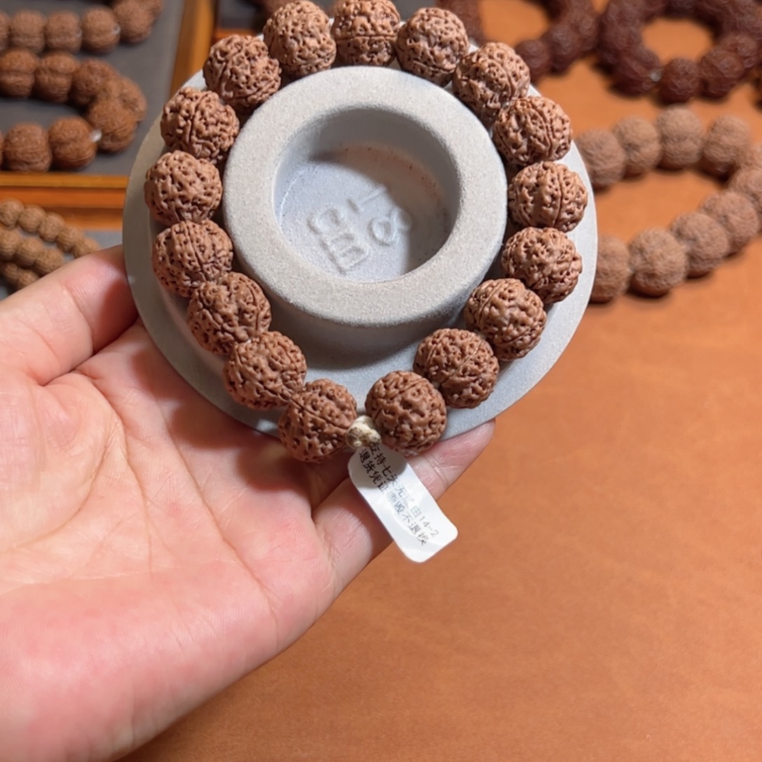 金刚菩提手串16高端梁高油高密大金刚菩提手串