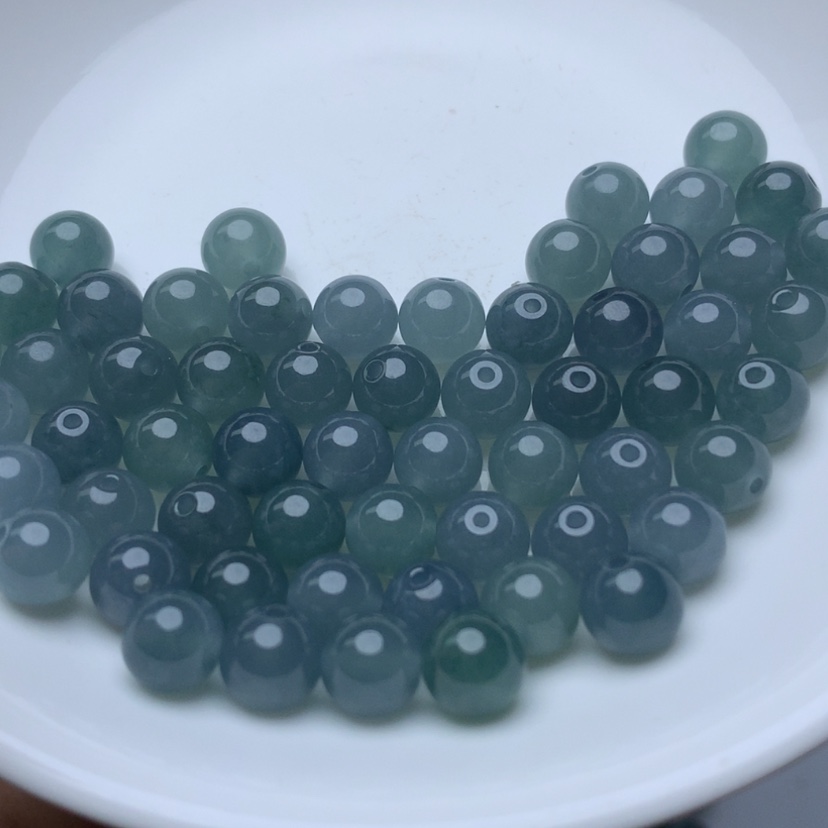 【闪购商品】未镶嵌手链翡翠卡6.8蓝水10颗
