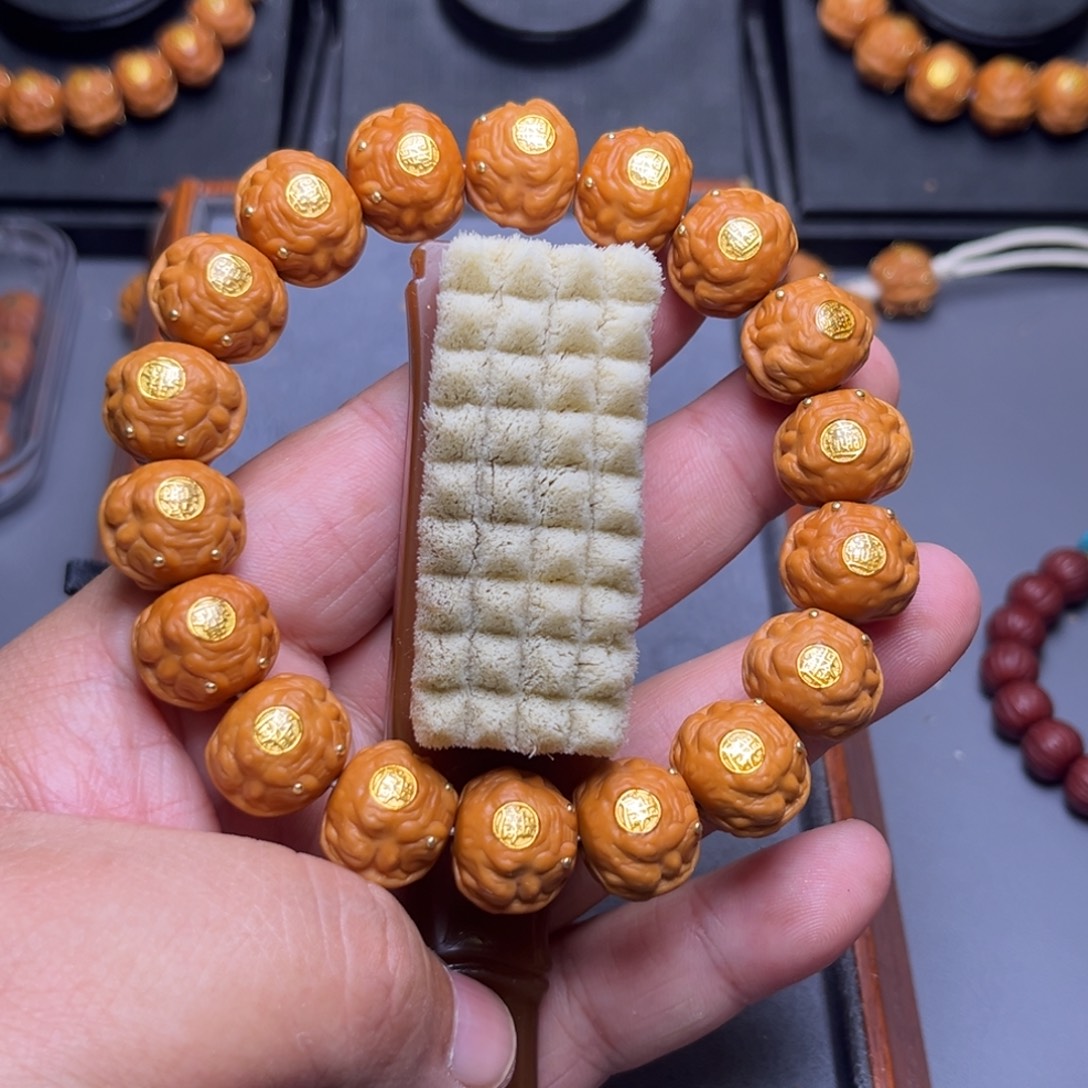 猴头核桃吊坠金蟾王1.6