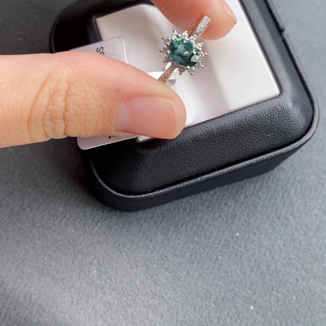 蓝宝石戒指银S925镶嵌