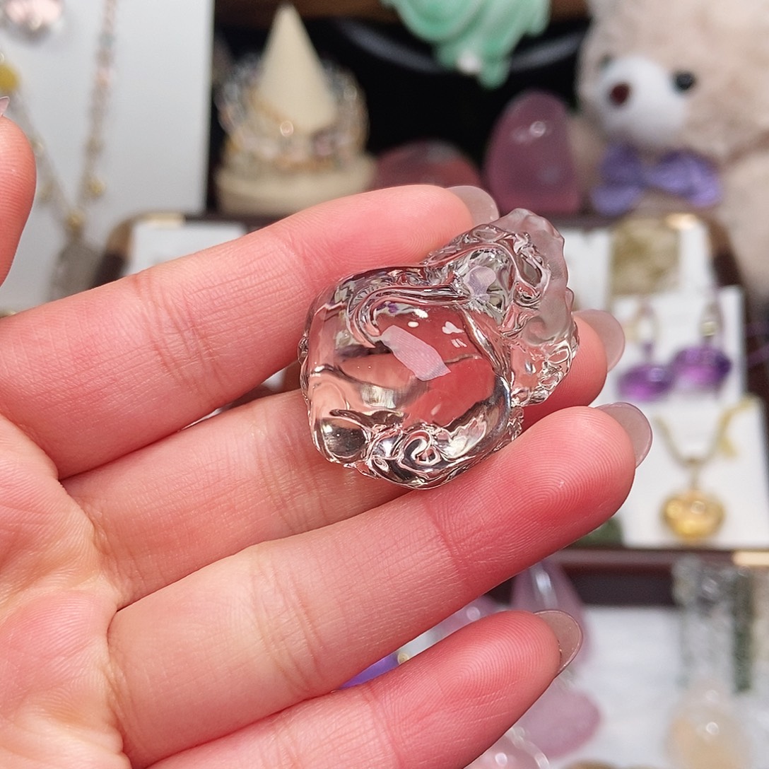 未镶嵌吊坠(赠链)水晶