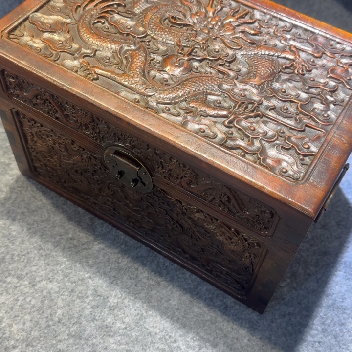 贡木箱的的的的的的