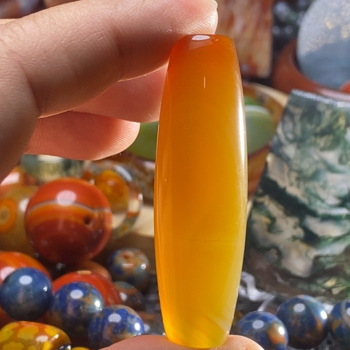 孙***鑫玛瑙/玉髓未镶嵌颈饰