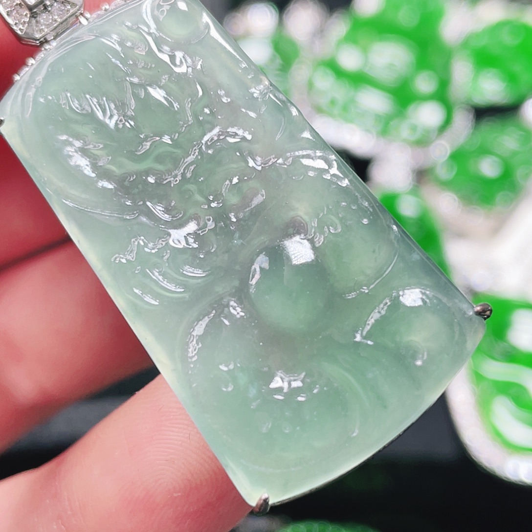 翡翠未镶嵌颈饰480