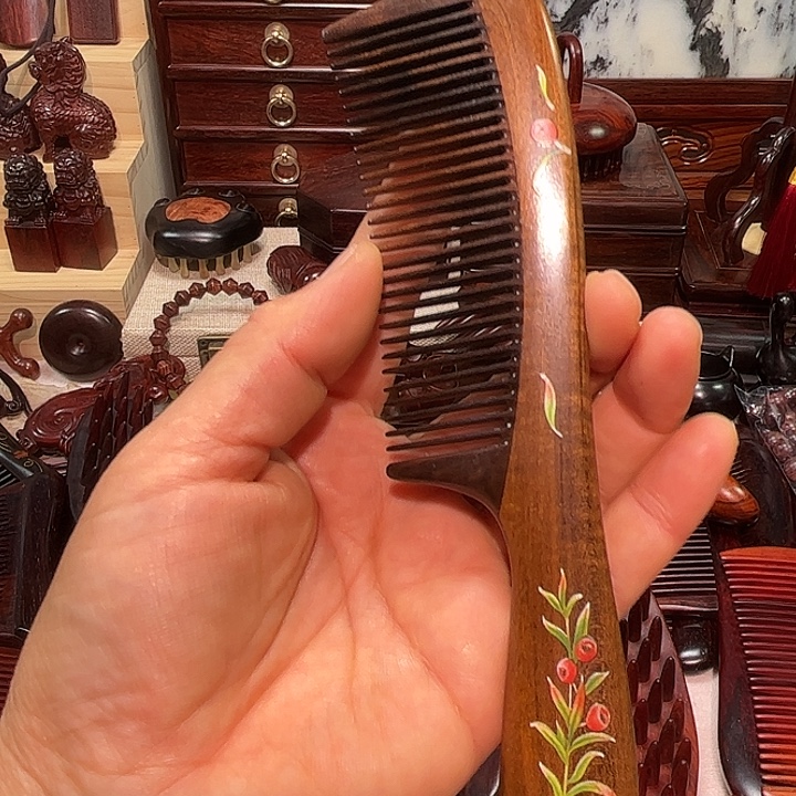 黄花梨/降香黄檀红木手柄梳子