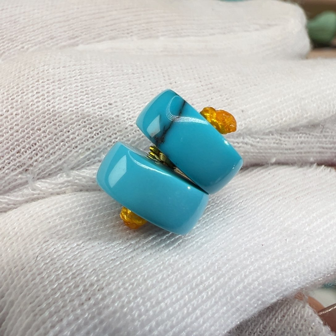 绿松石配饰未镶嵌