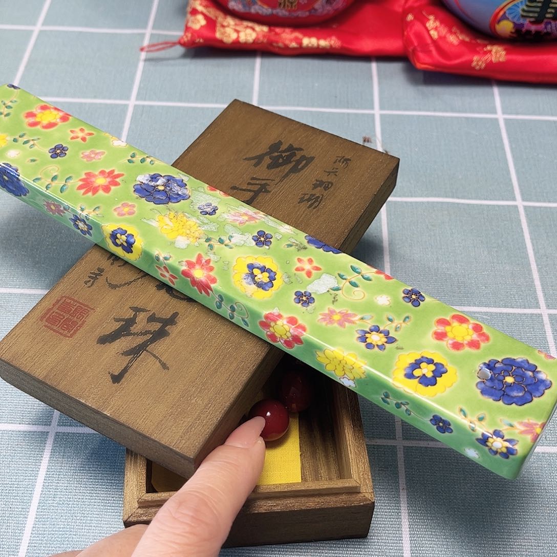 瓷片hhhhhhhjhhhjhh