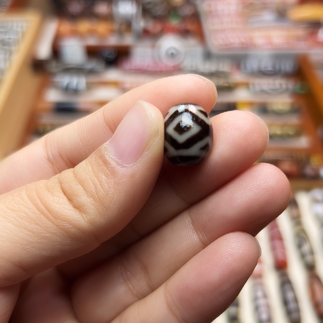 涵***玛瑙/玉髓未镶嵌颈饰