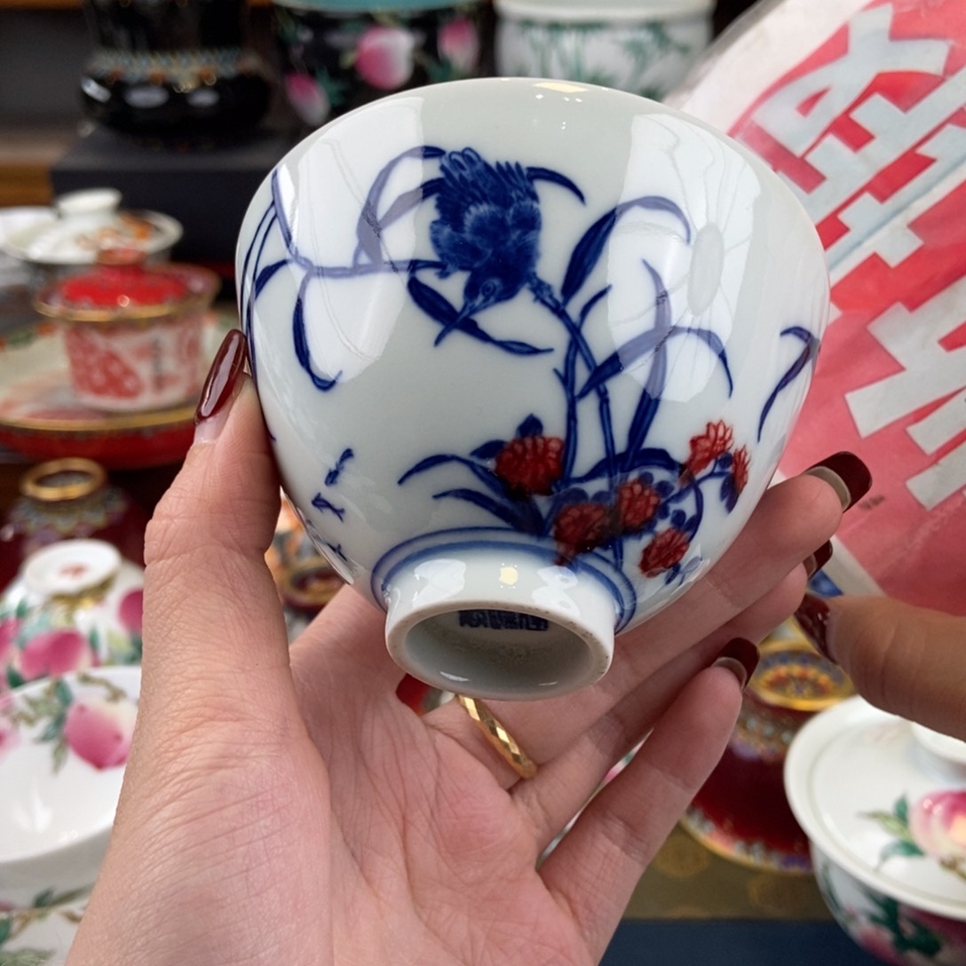 陶瓷艺术家的作品是一种