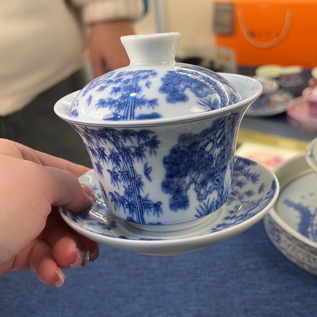 盖碗很漂亮我很喜欢