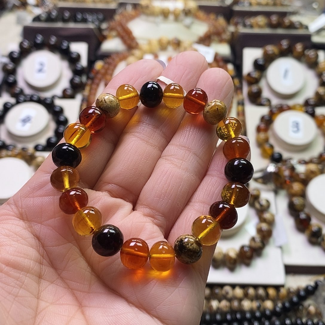 琥珀未镶嵌裸石多宝9m